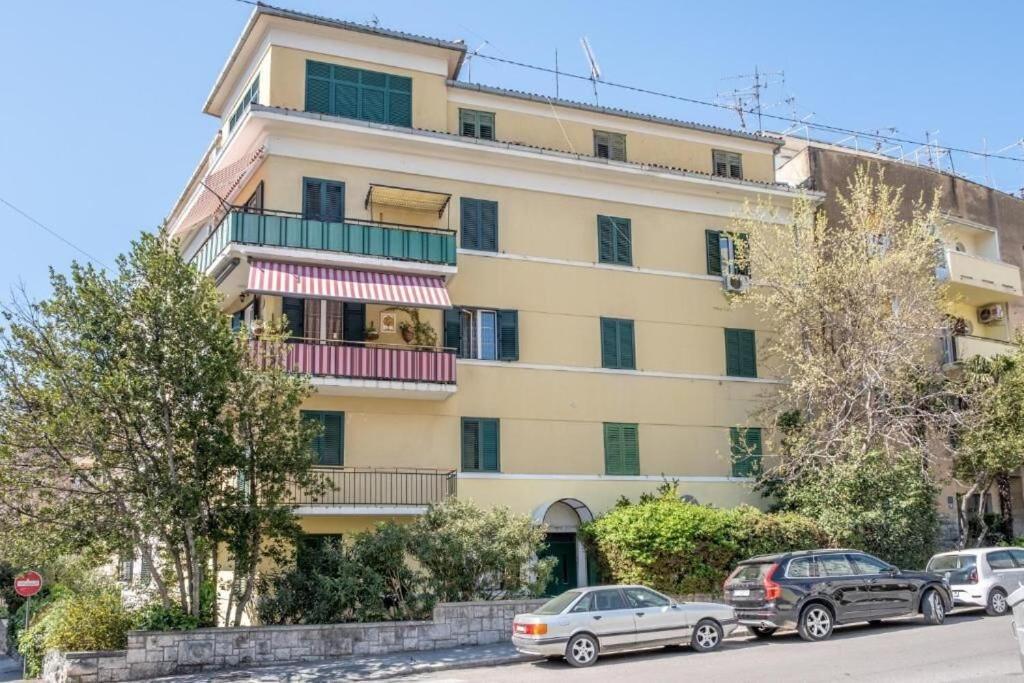 Apartments And Room Poesia 스플리트 외부 사진